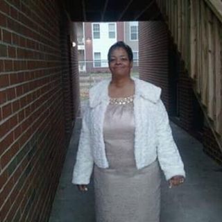 Profile Picture of Phyllis Shell (@phillis.shell) on Facebook