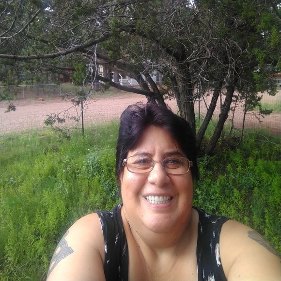 Profile Picture of Zelda Hulburt (@mamabearz1972) on Poshmark