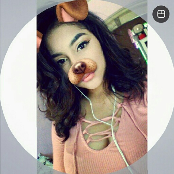 Profile Picture of Maria Silva (@mariamms) on Poshmark