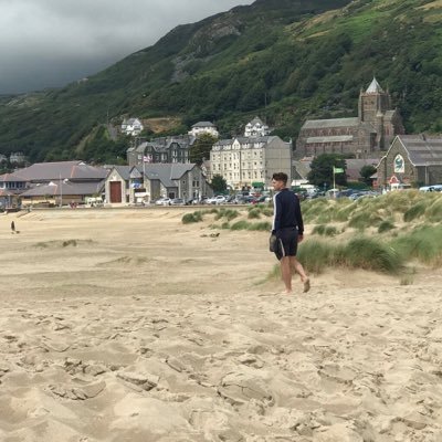 Profile Picture of Robert Carney (@RobertC32728225) on Twitter