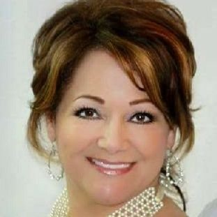 Profile Picture of Shelly Winters Picard (@shellyspageante) on Twitter