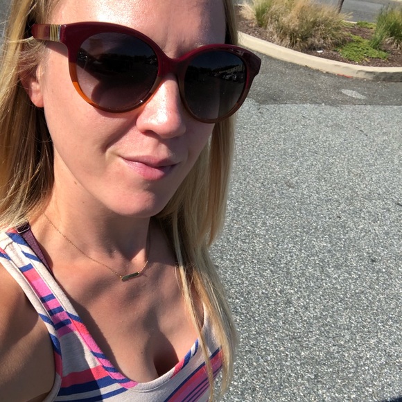 Profile Picture of Cecily Connell (@cecconn) on Poshmark