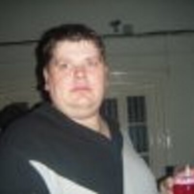 Profile Picture of Robert Coddington (@bobputty) on Twitter