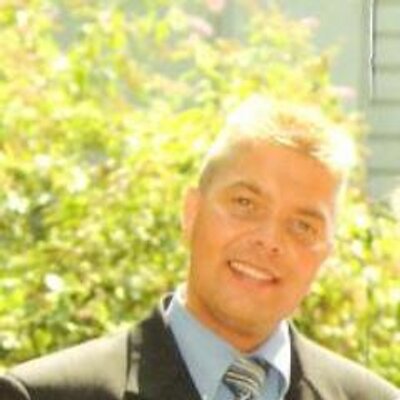 Profile Picture of Oliver Schultz (@paulpanzeros) on Twitter