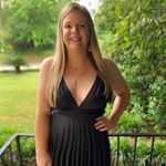 Profile Picture of Cari (@carisharp) on Instagram