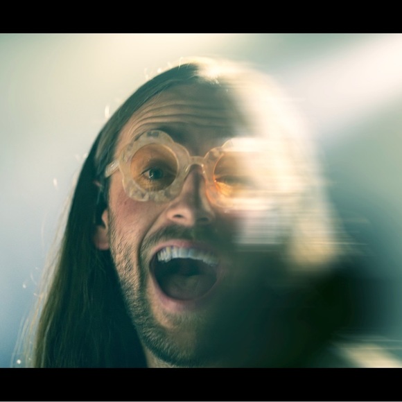 Profile Picture of Caleb Collins (@calebcollins982) on Poshmark