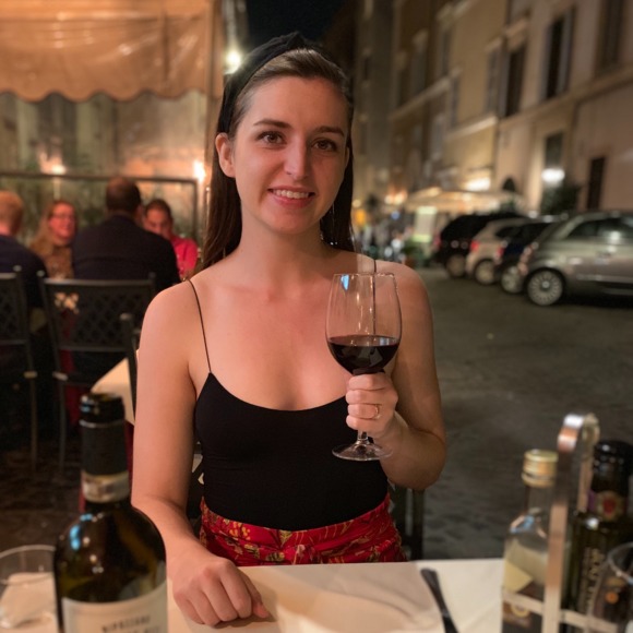 Profile Picture of Emma Brett (@ebrett1) on Poshmark