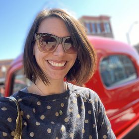 Profile Picture of Amber Byfield (@bench_marks) on Pinterest