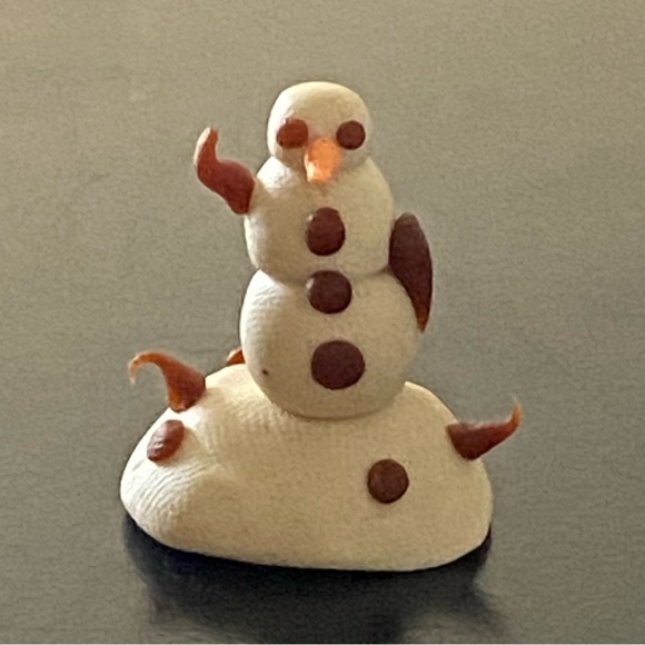 Profile Picture of Jason Huang (@ijahu) on Poshmark