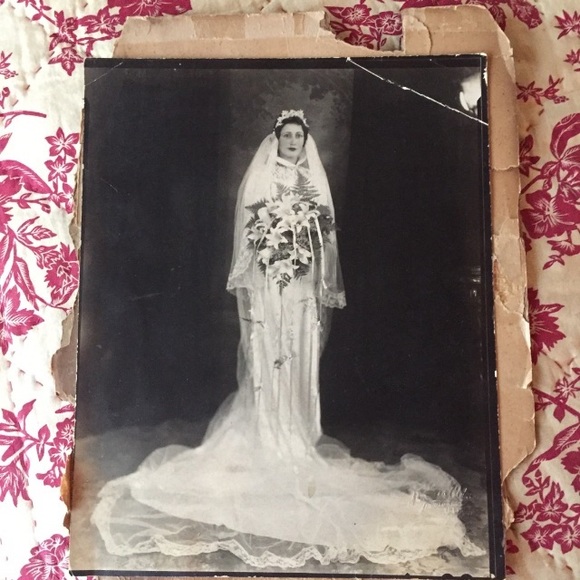 Profile Picture of Adele Stallone (@aos106) on Poshmark