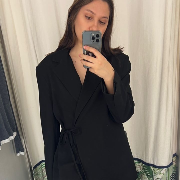 Profile Picture of Julia Yeager (@julia__yeager) on Tiktok