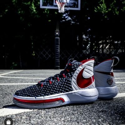 Profile Picture of Jamal Lamar Jones (@jamallamarjones) on Twitter