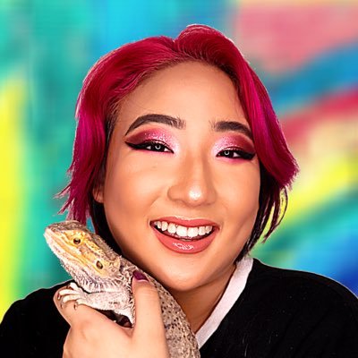 Profile Photo of Vivian Tsao (@OGscoopingpoop) on Twitter