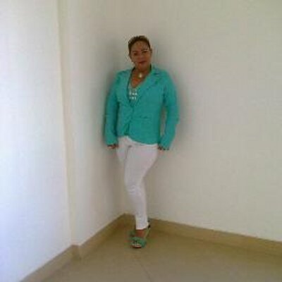 Profile Picture of Amelia Fuentes (@CAFOAMI) on Twitter