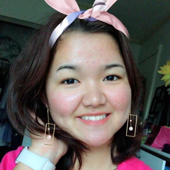 Profile Picture of Kimnai Taing (@xokimi) on Poshmark