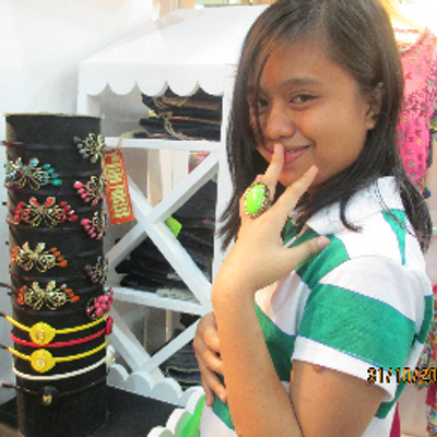 Profile Picture of Gillian Robles (@Gillian_Candy) on Twitter