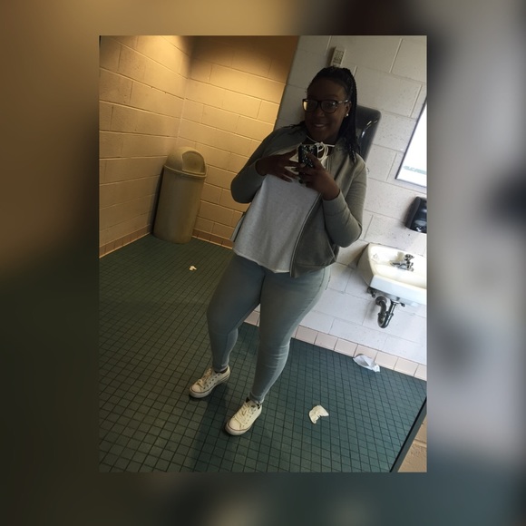 Profile Picture of Alyssa Reddie (@lyssa126) on Poshmark