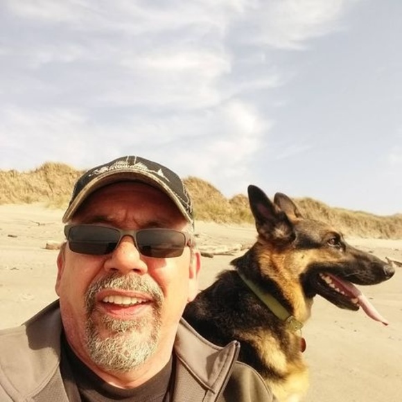 Profile Picture of Jeff Jenson (@darbers) on Poshmark