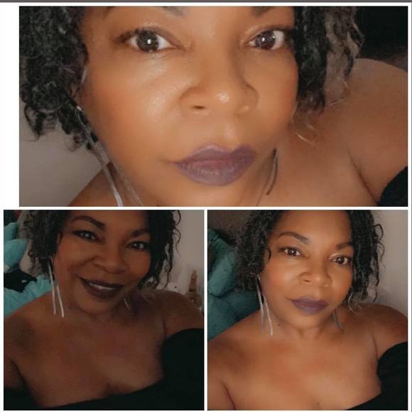 Profile Picture of Dawne Jennings (@dawnej1065) on Poshmark