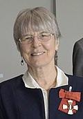 Profile Picture of Amanda Oakleyon Wikipedia