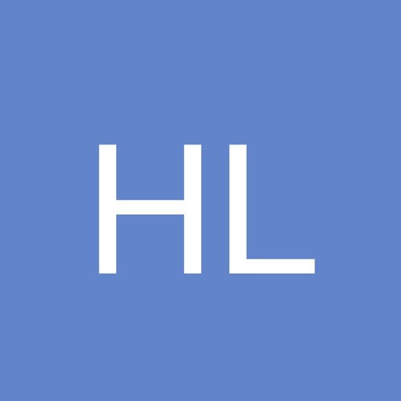 Profile Picture of Hannah Lainhart (@hannahlainhart) on Poshmark