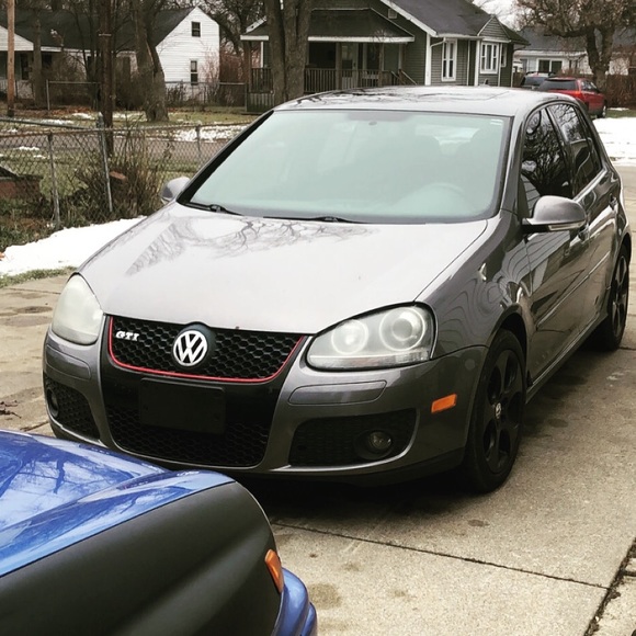 Profile Picture of Luke Handa (@lukesvw) on Poshmark