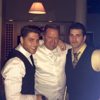 Profile Picture of Brian Thomas Comeau (@letsfireitup) on Twitter