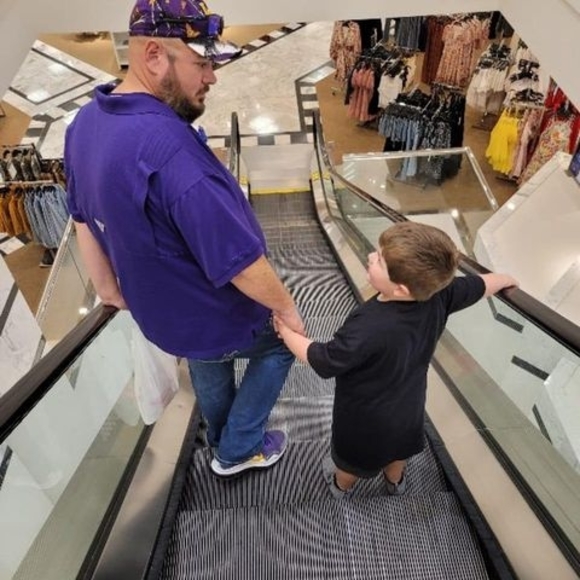 Profile Picture of David Rosenbaum (@bigdavehd97) on Poshmark