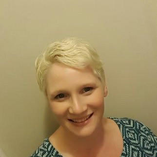 Profile Picture of Lora Richards (@LoraSLPA) on Twitter