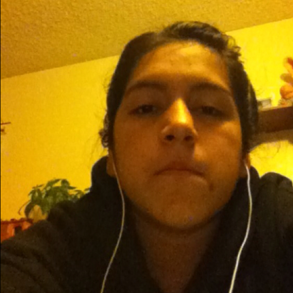 Profile Picture of Yesenia Ceballos (@yessi) on Poshmark