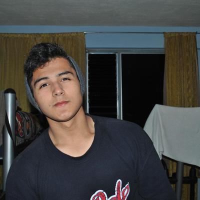 Profile Picture of Scott Avendaño (@BrianVosco) on Twitter