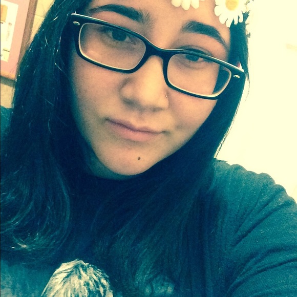 Justine Seda - Poshmark Profile Picture of Justine Seda (@jseda4) on Poshmark