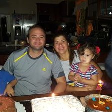 Profile Picture of Isabel Govea (@isagov) on Twitter