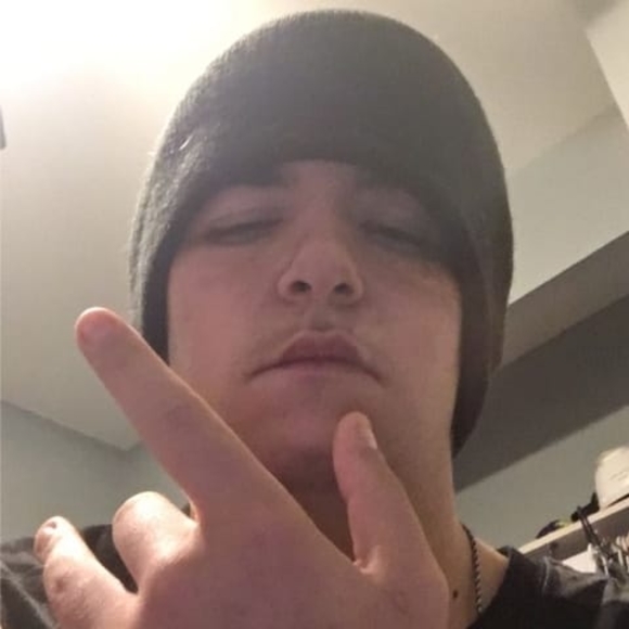 Profile Picture of Jonathan Adrian (@jonathanadrian) on Poshmark