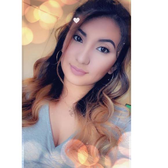 Profile Picture of Eyra Damian-endsley (@eyra_24) on Poshmark