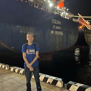 Profile Picture of Robin Shine (@naung.shine) on Instagram