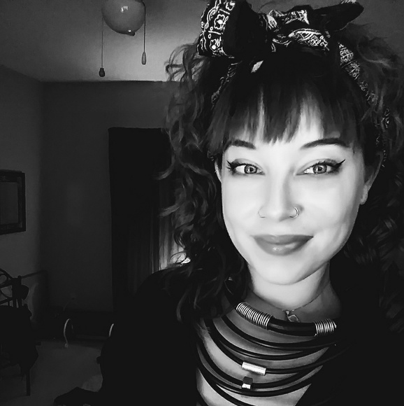 Sam Koslik - Poshmark Profile Picture of Sam Koslik (@samkoslik) on Poshmark