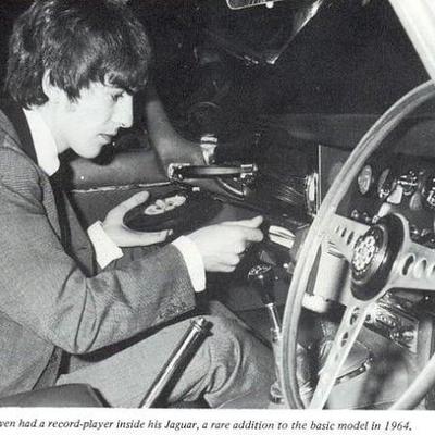 Profile Picture of G (@neilarden) on Twitter