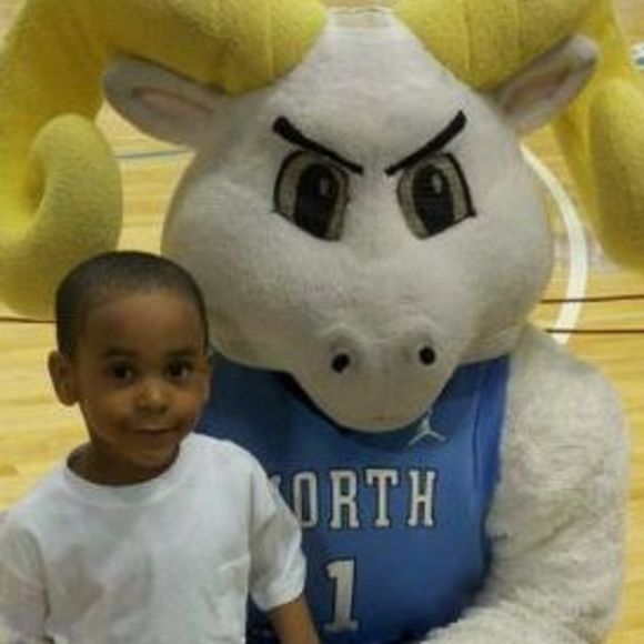 Profile Picture of Kevin Edmondson (@thaotherguy22) on Poshmark