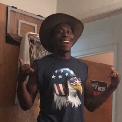 Profile Picture of Scuba Steve (@stevemarley17) on Twitter