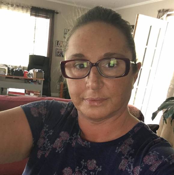 Profile Picture of Pamela Haselwood karlsen (@eagleswings39) on Poshmark