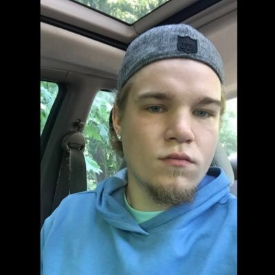 Profile Picture of Easilyyy Erik (@ErikJosephStone) on Twitter