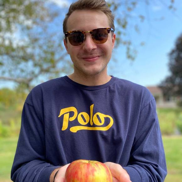 Eric Dunay - Poshmark Profile Picture of Eric Dunay (@ebdunay) on Poshmark