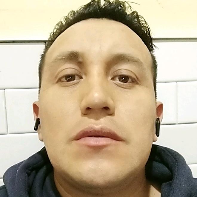 Profile Picture of 🇪🇨Wilson zhau🇱🇷 (@wilson.zhau) on Tiktok