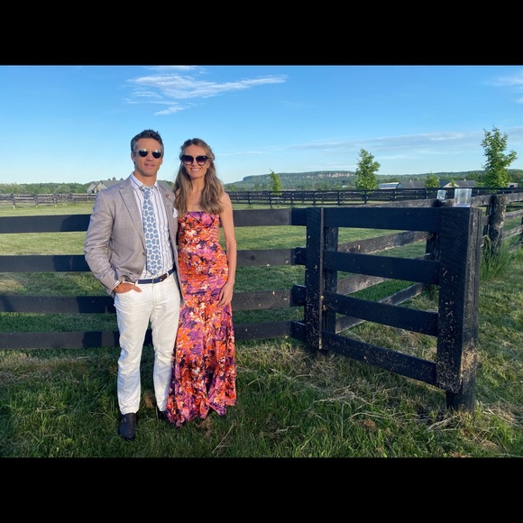 Profile Picture of Elizabeth s. Goldspink (@egoldspink) on Poshmark