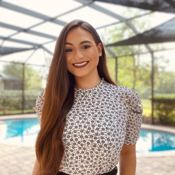 Profile Picture of Sam Haley (@samrhaley) on Poshmark