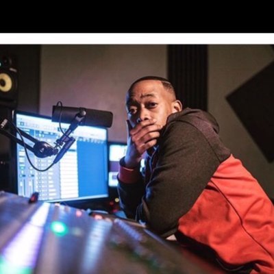 Profile Picture of Julian Blake Ray (@TheBlakeWinters) on Twitter