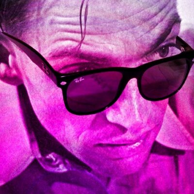 Profile Picture of Chris Wilczek (@willbillichek) on Twitter