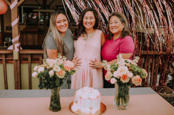 Profile Picture of Char Mitsuda (@csmitsuda) on Poshmark