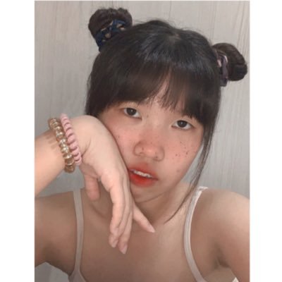 Profile Picture of Tsai Yu Lin (@cTBWYsgt7aEjfxH) on Twitter